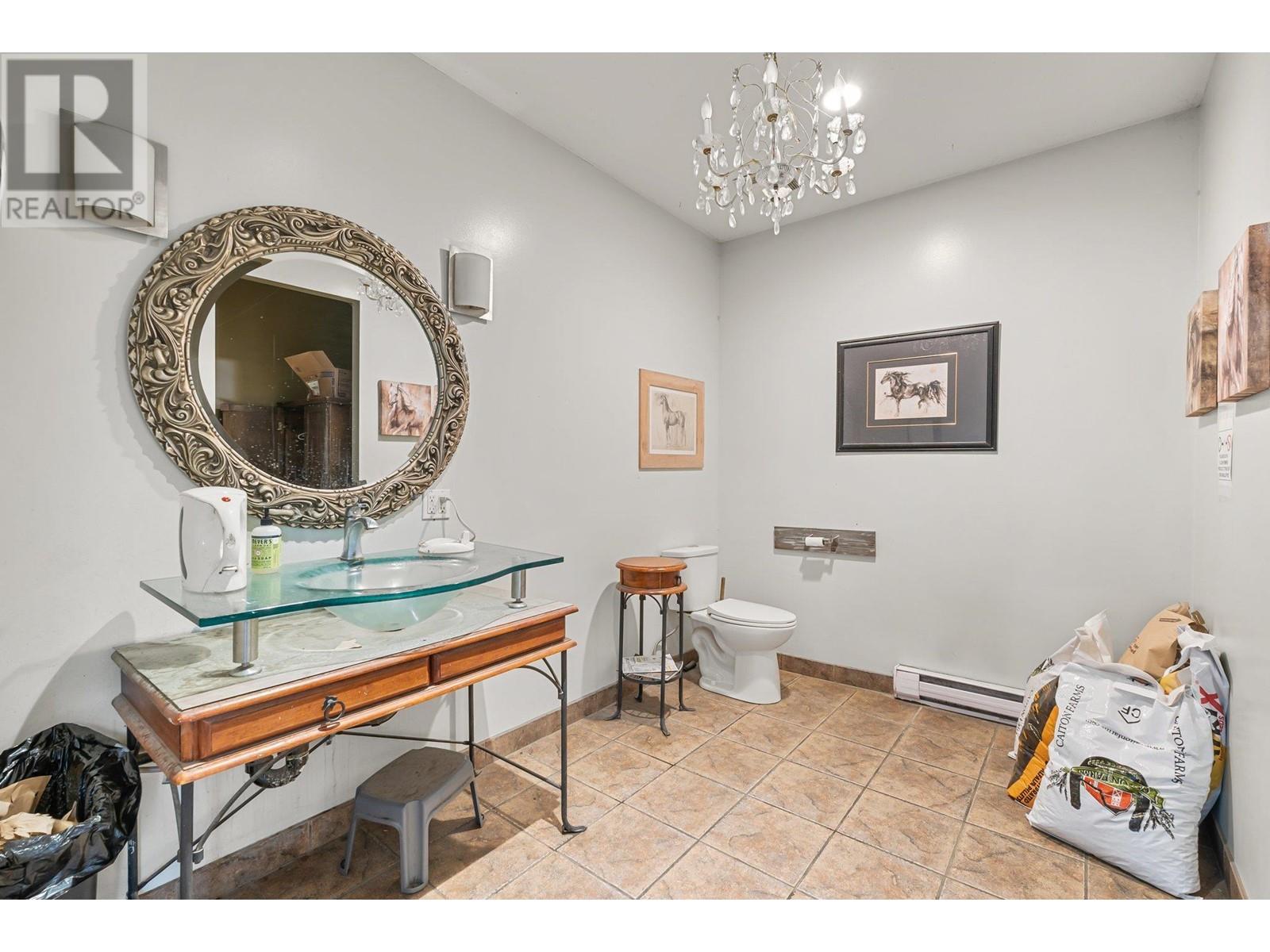 3830 Casorso Road, Kelowna, British Columbia  V1W 4R7 - Photo 47 - 10332713