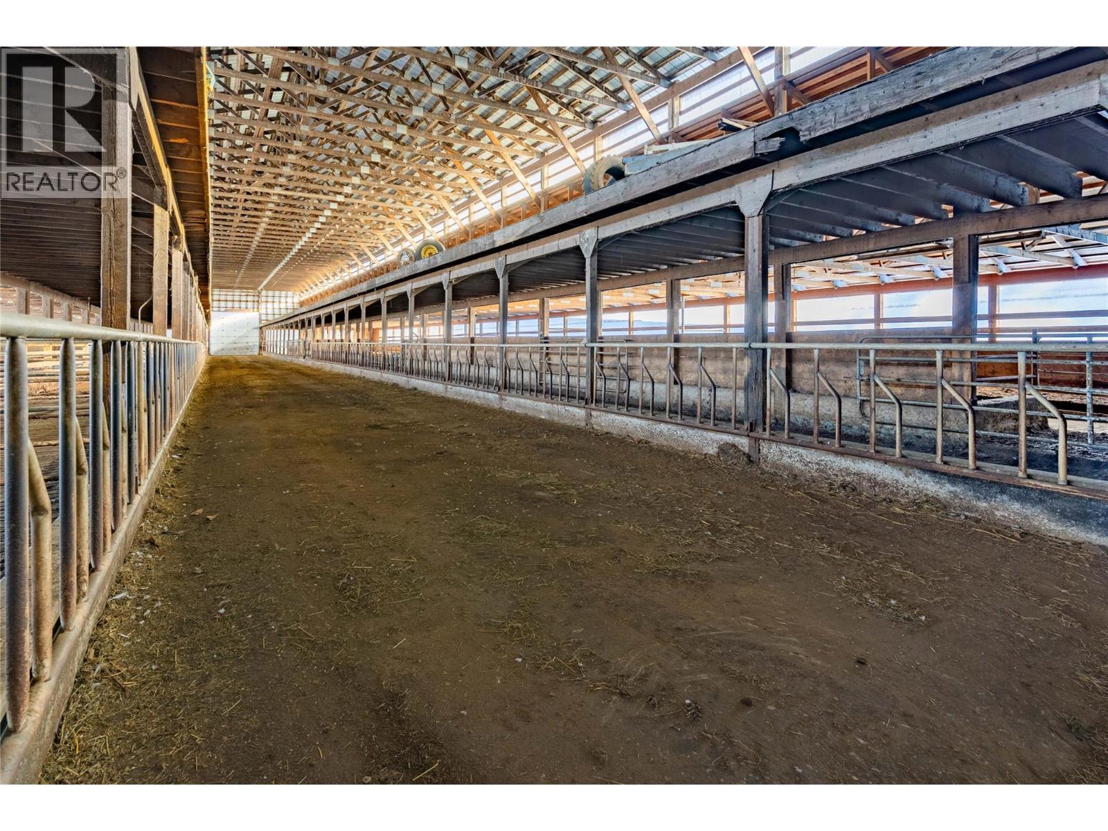 266 Mallory Road, Enderby, British Columbia  V4Y 4H9 - Photo 5 - 10332976