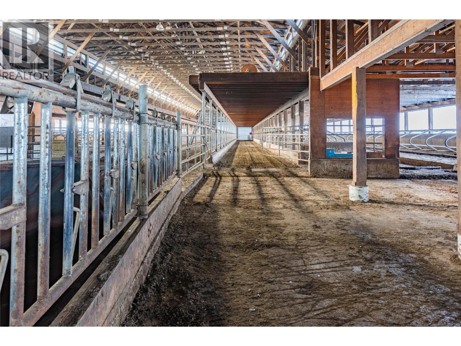 266 Mallory Road, Enderby, British Columbia  V4Y 4H9 - Photo 6 - 10332976