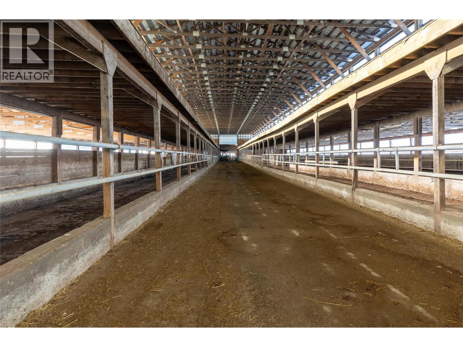 266 Mallory Road, Enderby, British Columbia  V4Y 4H9 - Photo 7 - 10332976