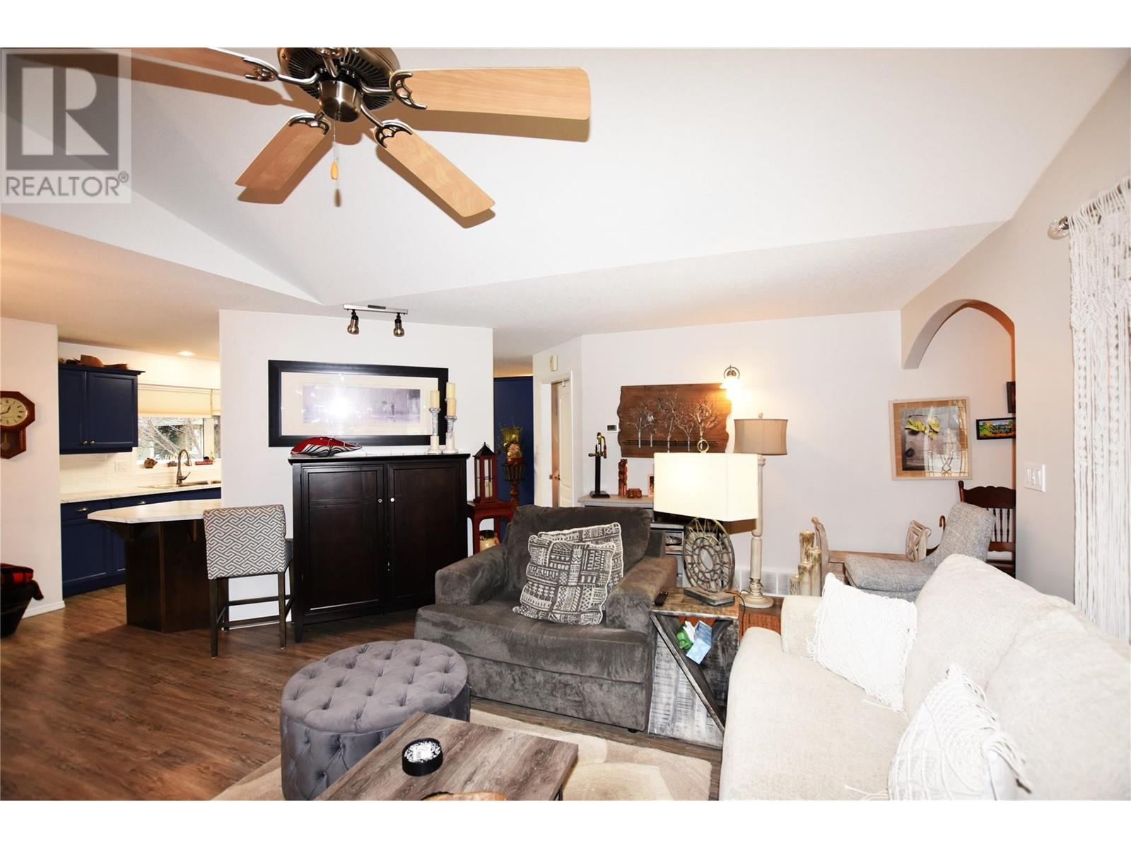 606 Nighthawk Avenue, Vernon, British Columbia  V1H 2A1 - Photo 11 - 10333198