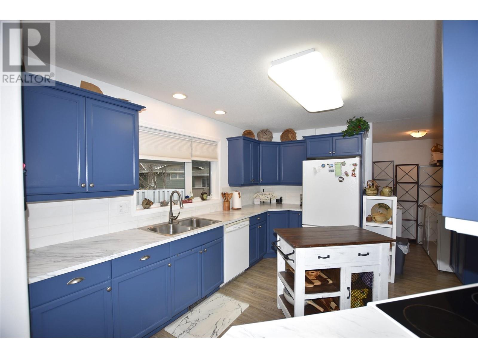 606 Nighthawk Avenue, Vernon, British Columbia  V1H 2A1 - Photo 13 - 10333198