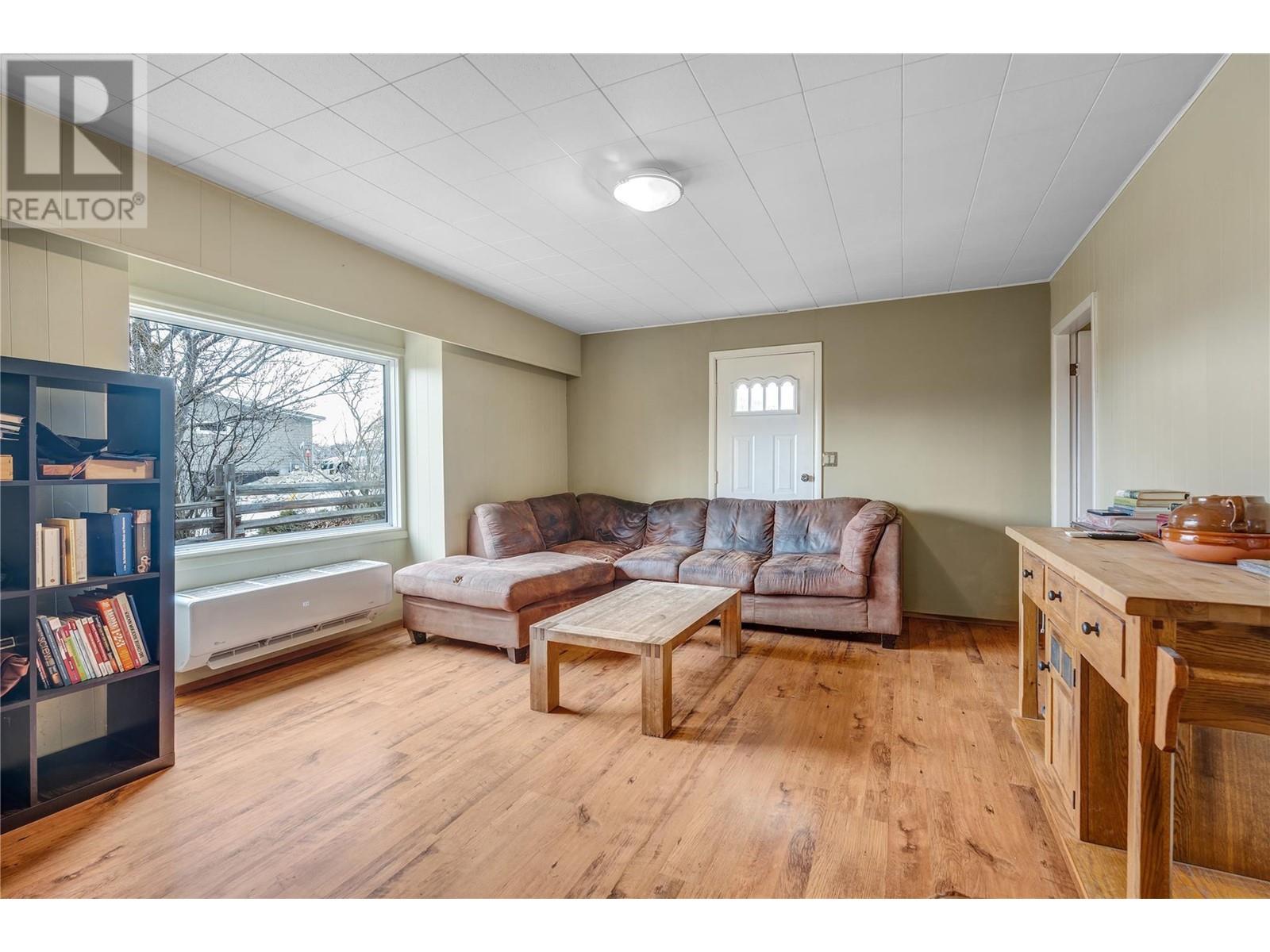 5214 Monro Avenue, Summerland, British Columbia  V0H 1Z6 - Photo 14 - 10333462