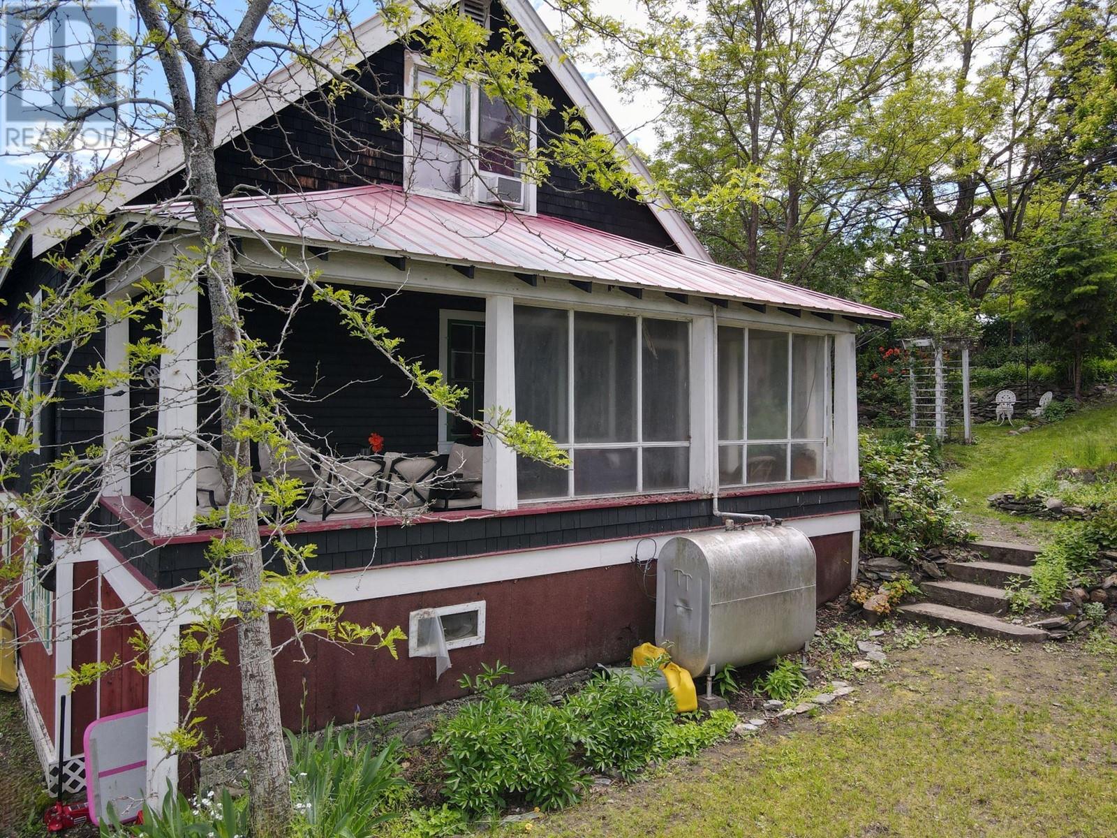 2415 Blind Bay Road, Blind Bay, British Columbia  V0E 1H2 - Photo 10 - 10333393