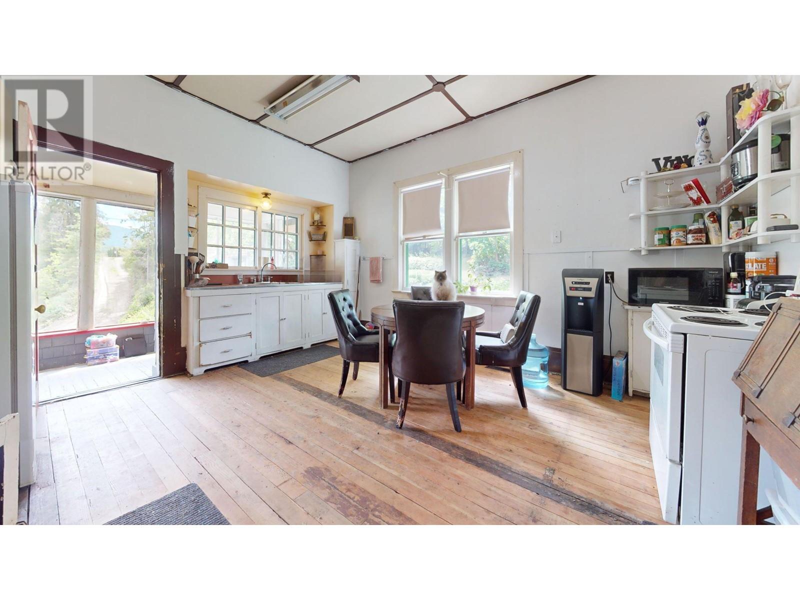 2415 Blind Bay Road, Blind Bay, British Columbia  V0E 1H2 - Photo 22 - 10333393