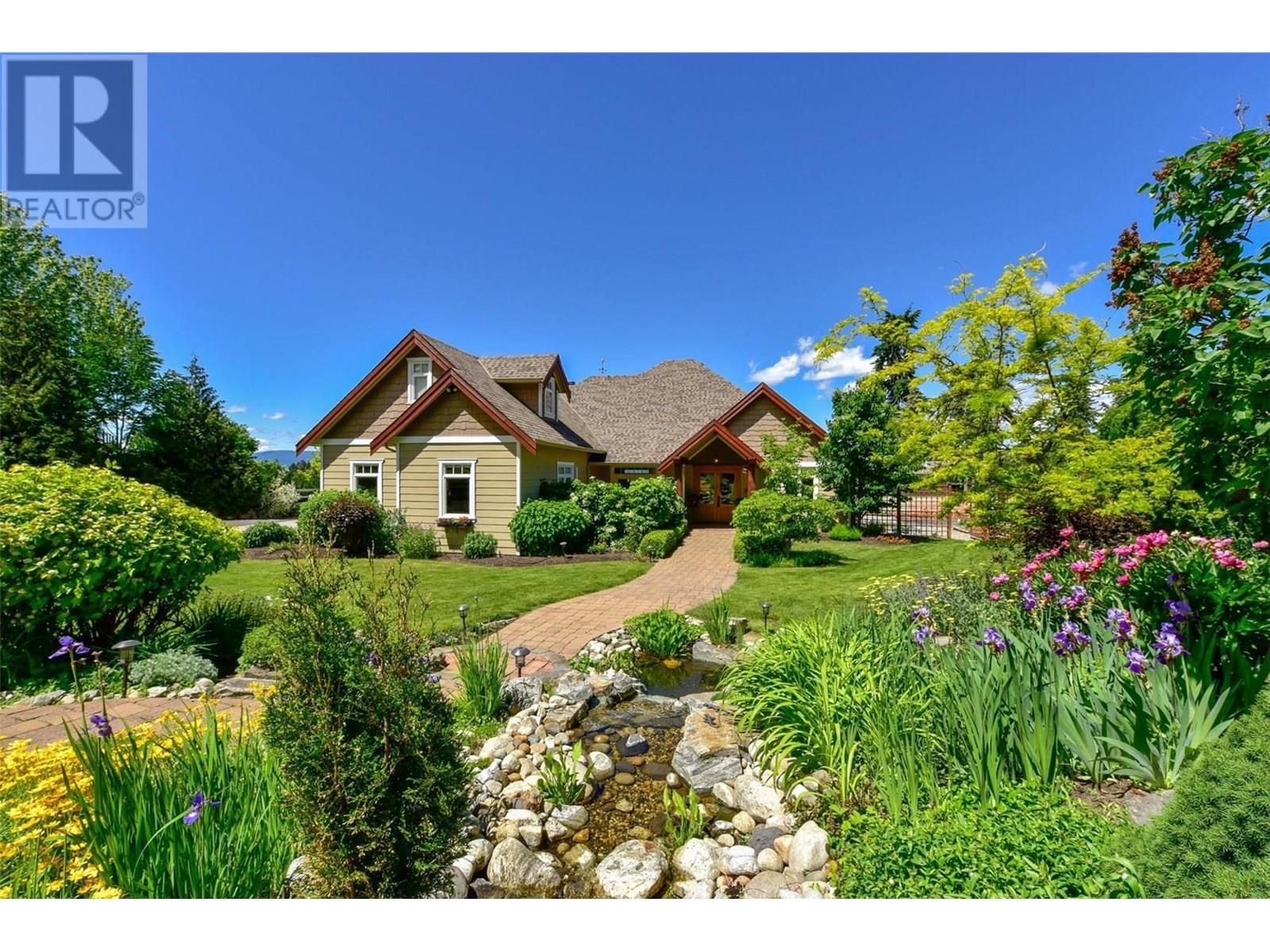 3672 Luxmoore Road, Kelowna, British Columbia  V1W 4C7 - Photo 1 - 10333671