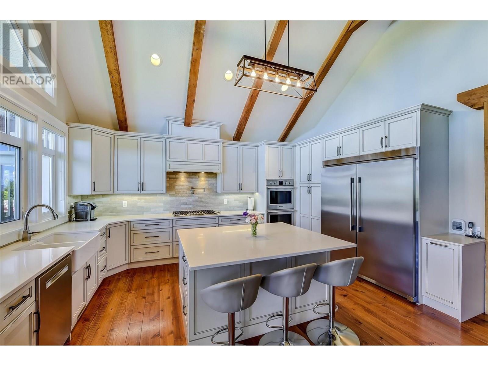 3672 Luxmoore Road, Kelowna, British Columbia  V1W 4C7 - Photo 13 - 10333671