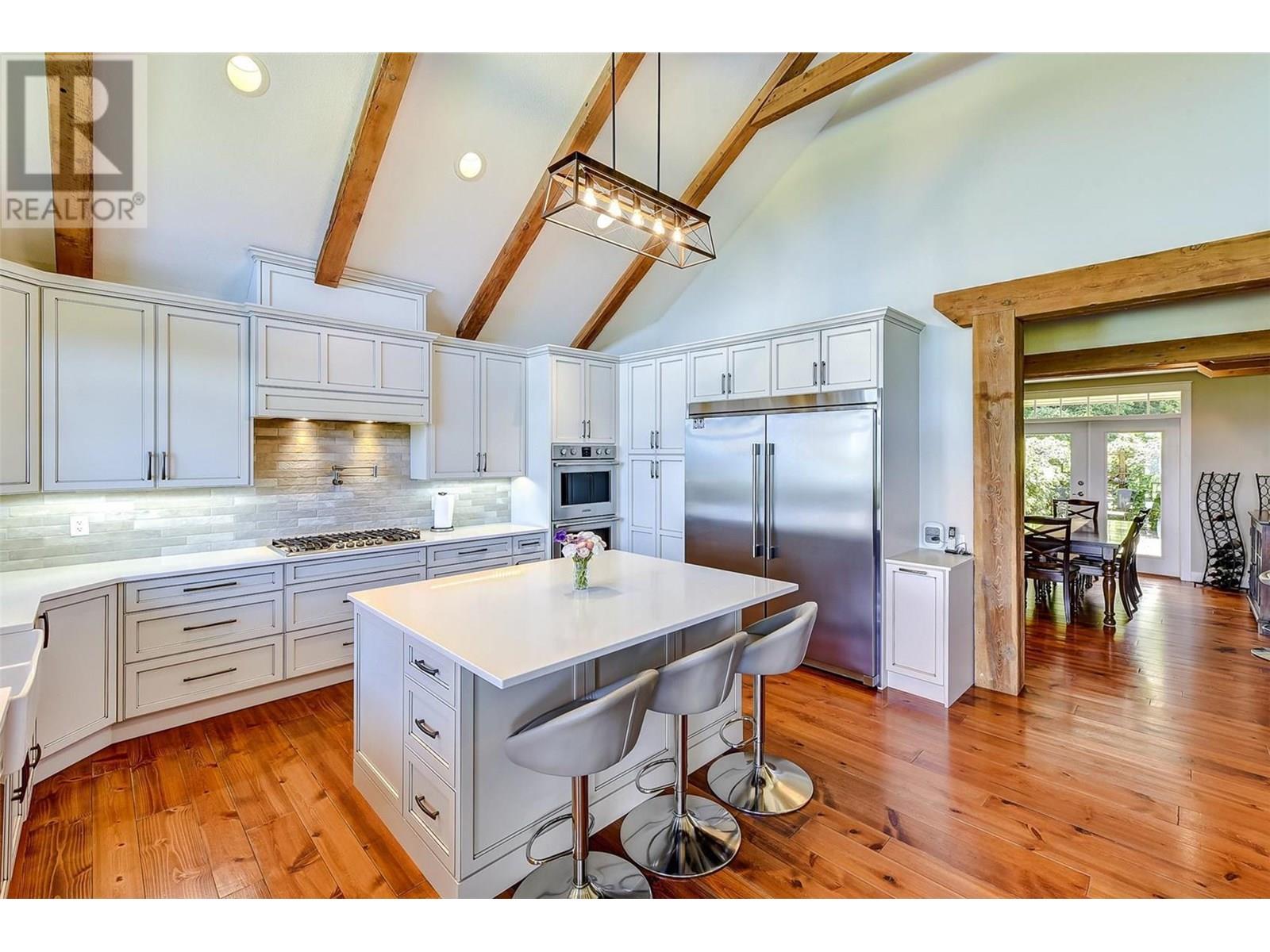 3672 Luxmoore Road, Kelowna, British Columbia  V1W 4C7 - Photo 15 - 10333671