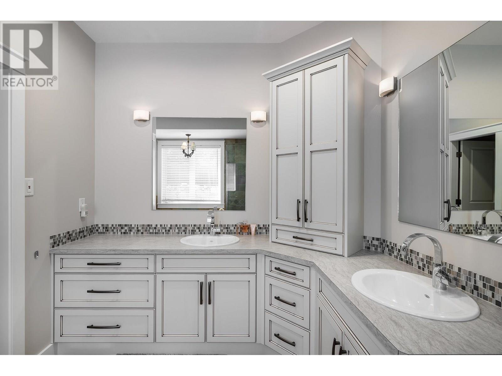 3672 Luxmoore Road, Kelowna, British Columbia  V1W 4C7 - Photo 26 - 10333671