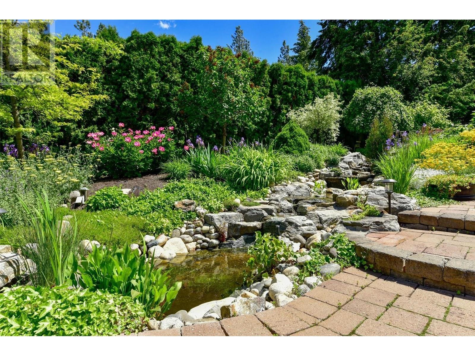 3672 Luxmoore Road, Kelowna, British Columbia  V1W 4C7 - Photo 53 - 10333671