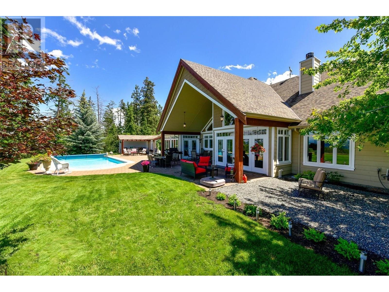3672 Luxmoore Road, Kelowna, British Columbia  V1W 4C7 - Photo 56 - 10333671