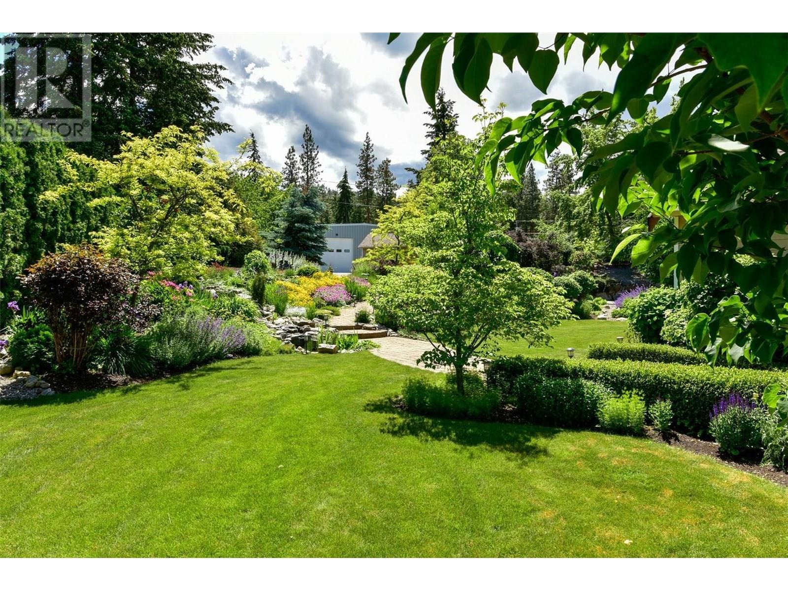 3672 Luxmoore Road, Kelowna, British Columbia  V1W 4C7 - Photo 57 - 10333671