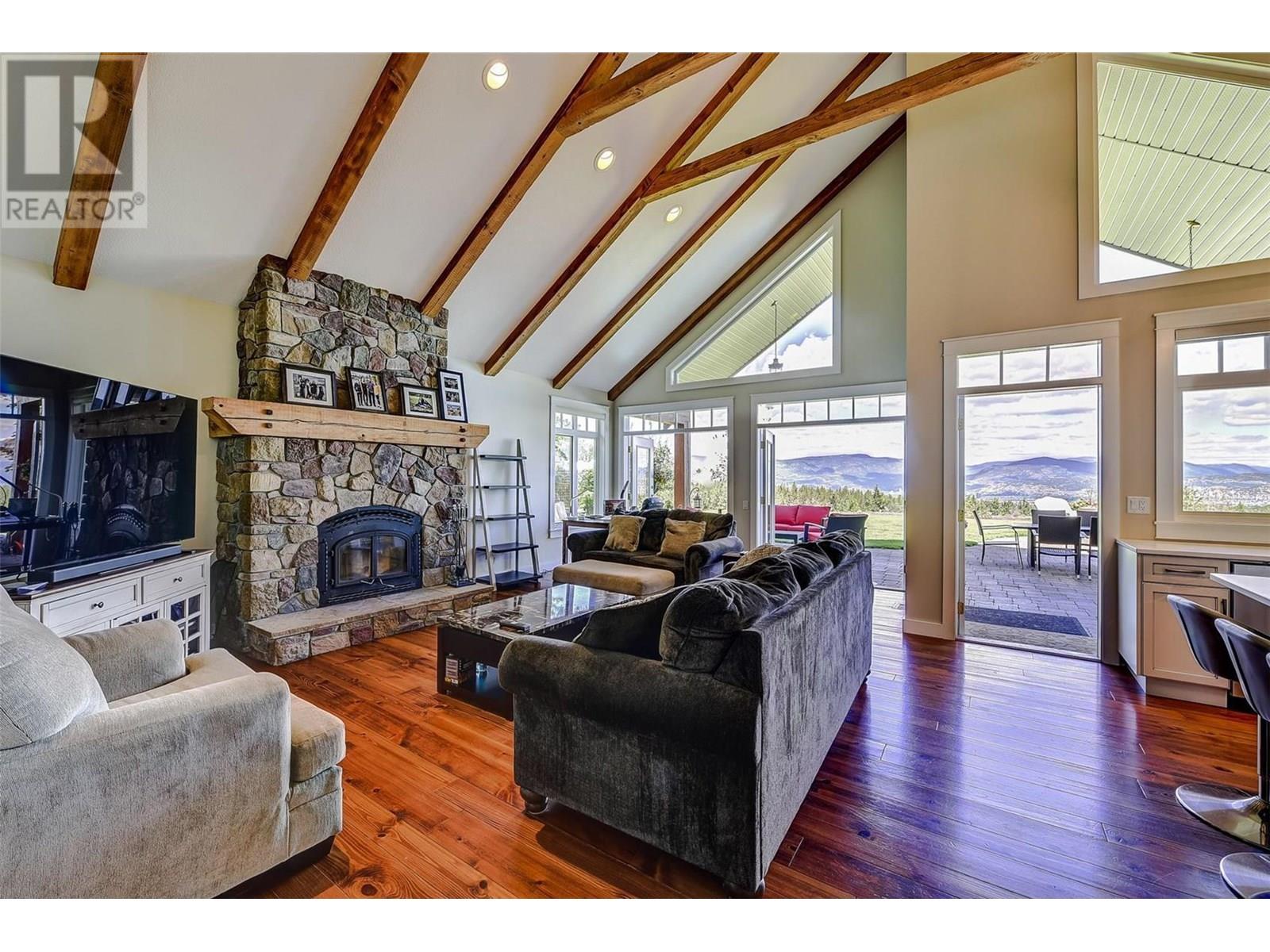 3672 Luxmoore Road, Kelowna, British Columbia  V1W 4C7 - Photo 6 - 10333671