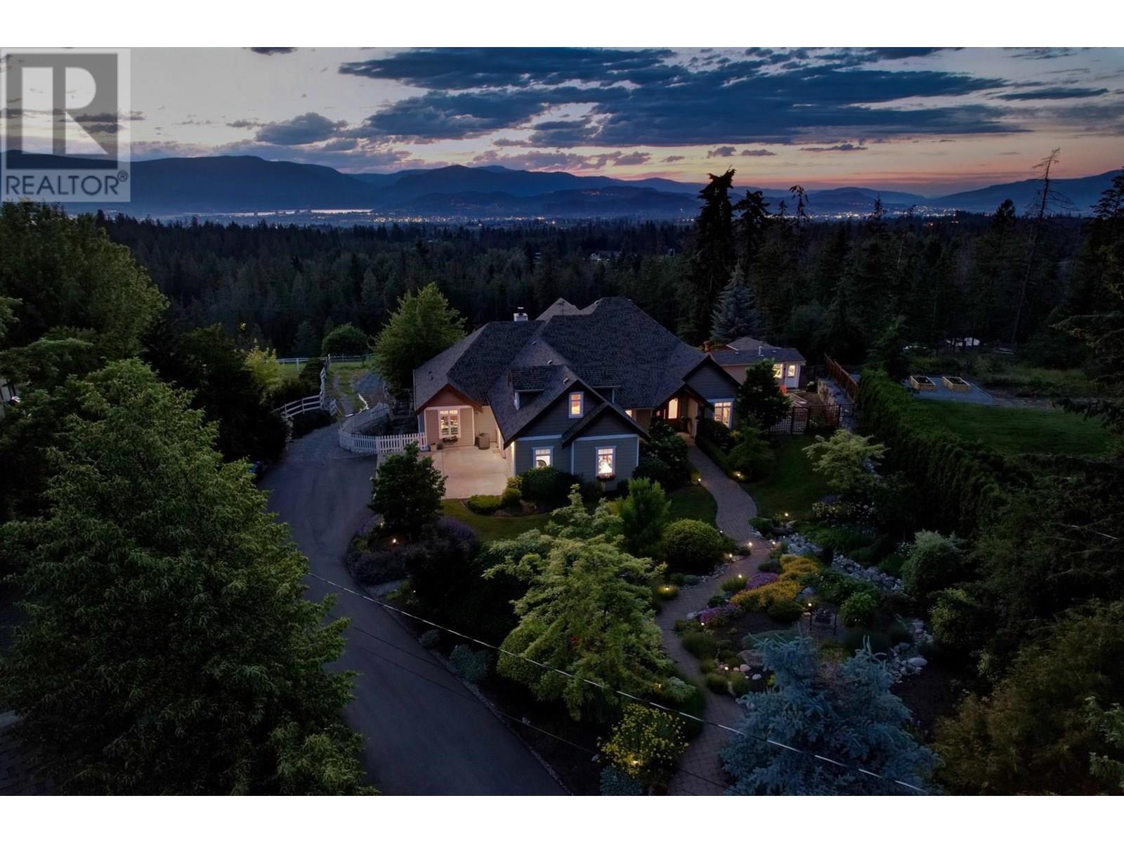 3672 Luxmoore Road, Kelowna, British Columbia  V1W 4C7 - Photo 79 - 10333671