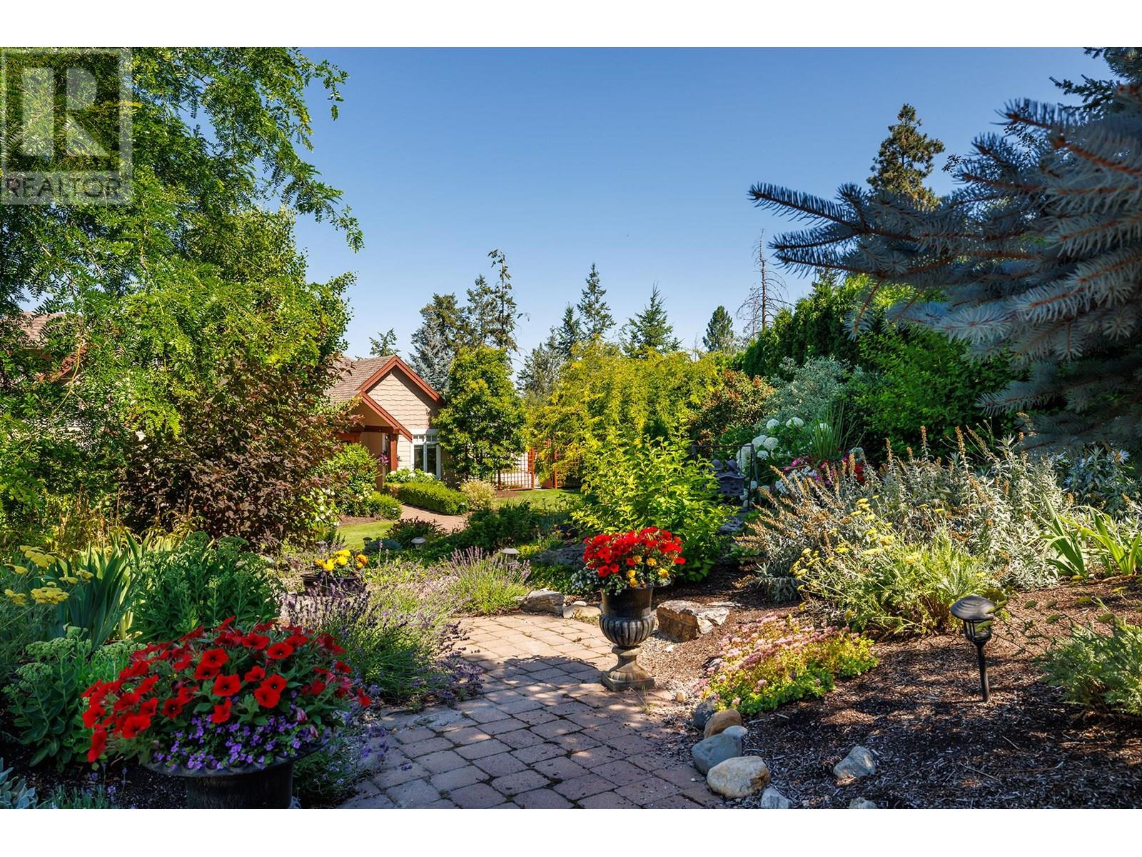 3672 Luxmoore Road, Kelowna, British Columbia  V1W 4C7 - Photo 83 - 10333671