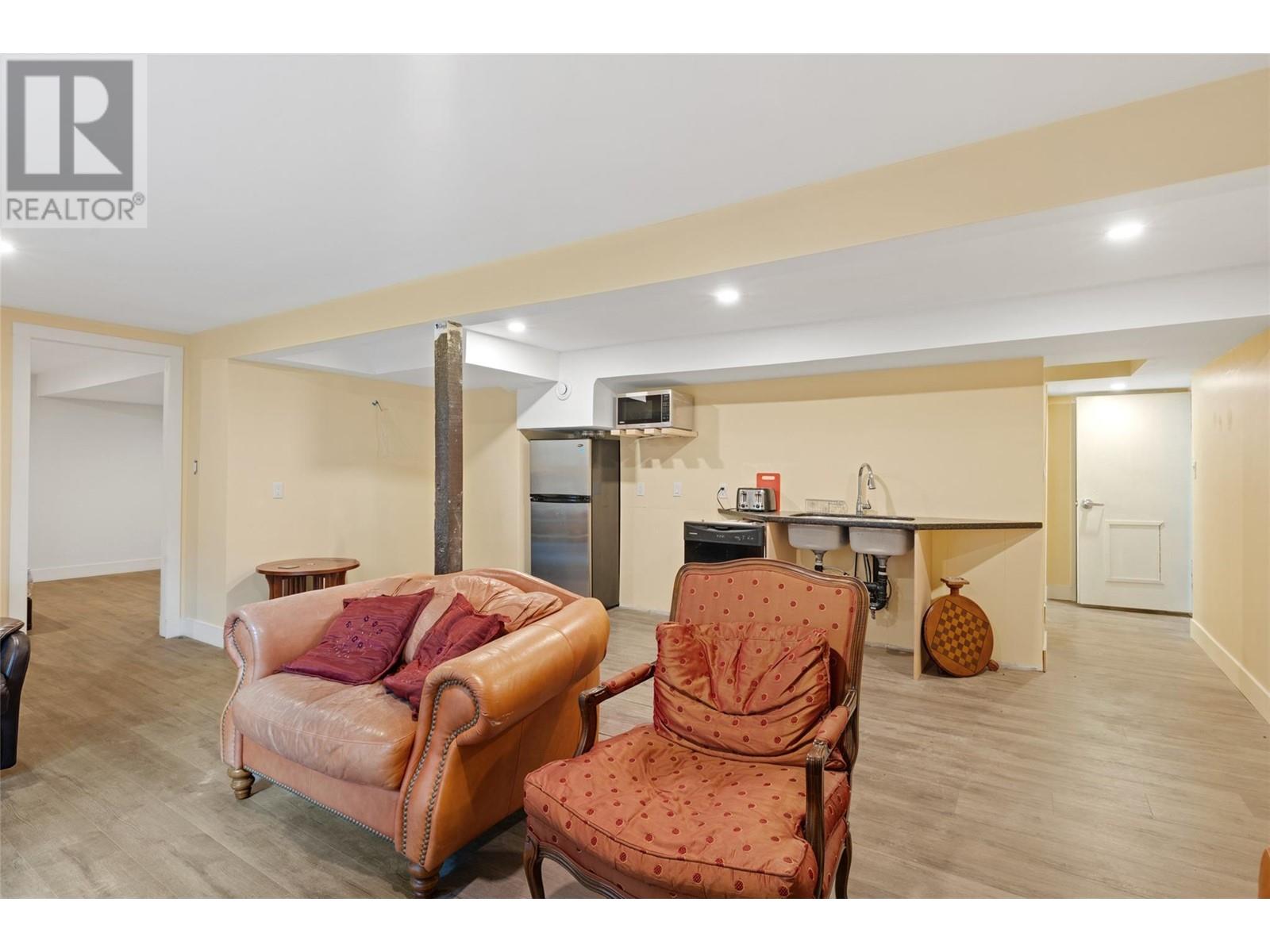 3299 Mcculloch Road, Kelowna, British Columbia  V1W 4G5 - Photo 63 - 10333686