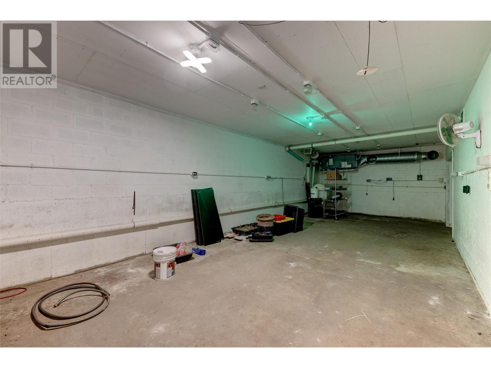 3299 Mcculloch Road, Kelowna, British Columbia  V1W 4G5 - Photo 74 - 10333686