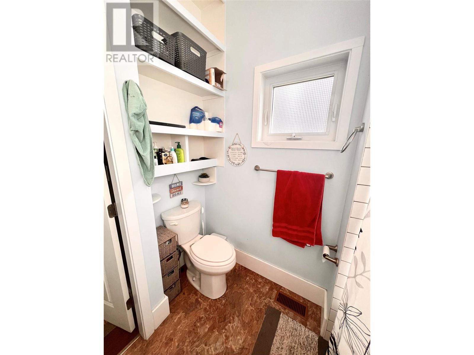 1902 Nicola Avenue, Merritt, British Columbia  V1K 1R6 - Photo 10 - 10333929