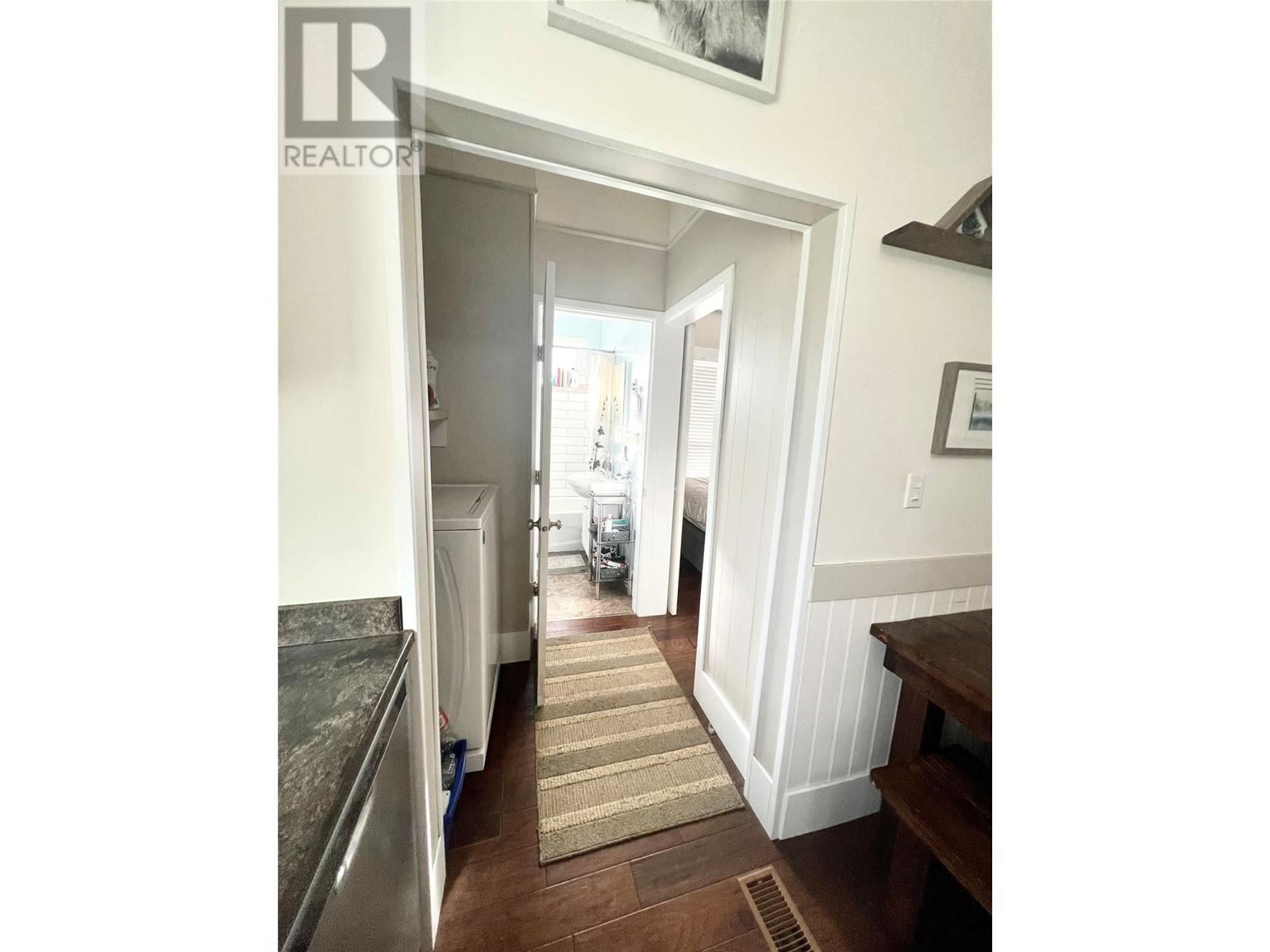 1902 Nicola Avenue, Merritt, British Columbia  V1K 1R6 - Photo 6 - 10333929