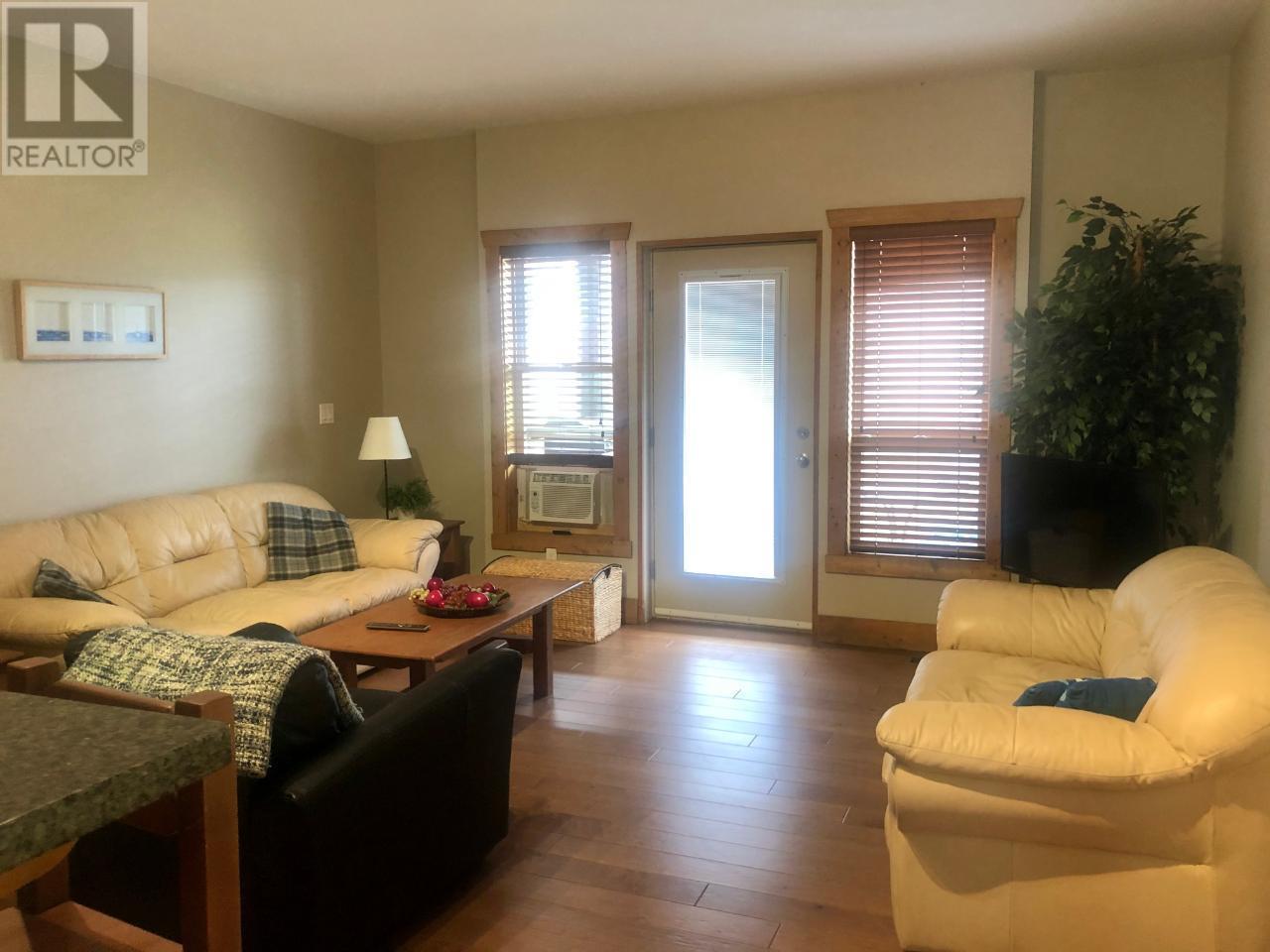 5401 Lakeshore Drive Unit# 213, Osoyoos, British Columbia  V0H 1V2 - Photo 4 - 10334030