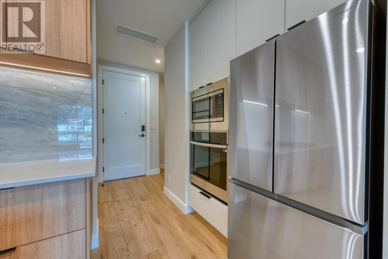 75 Predator Ridge Drive Unit# 208, Vernon, British Columbia  V1H 1G4 - Photo 18 - 10334087
