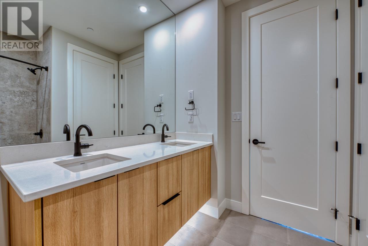 75 Predator Ridge Drive Unit# 208, Vernon, British Columbia  V1H 1G4 - Photo 22 - 10334087