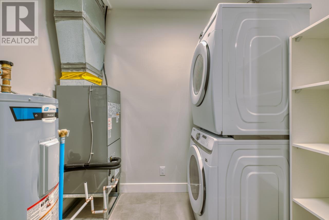 75 Predator Ridge Drive Unit# 208, Vernon, British Columbia  V1H 1G4 - Photo 6 - 10334087