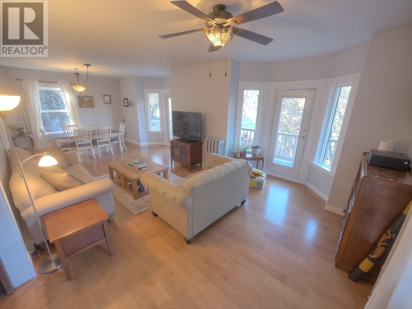 95 High Street, Nelson, British Columbia  V1L 3Z5 - Photo 5 - 10334118