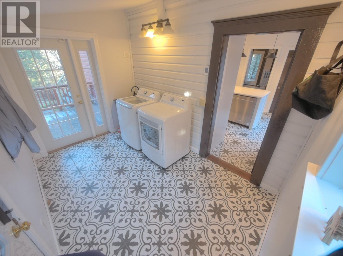 95 High Street, Nelson, British Columbia  V1L 3Z5 - Photo 9 - 10334118