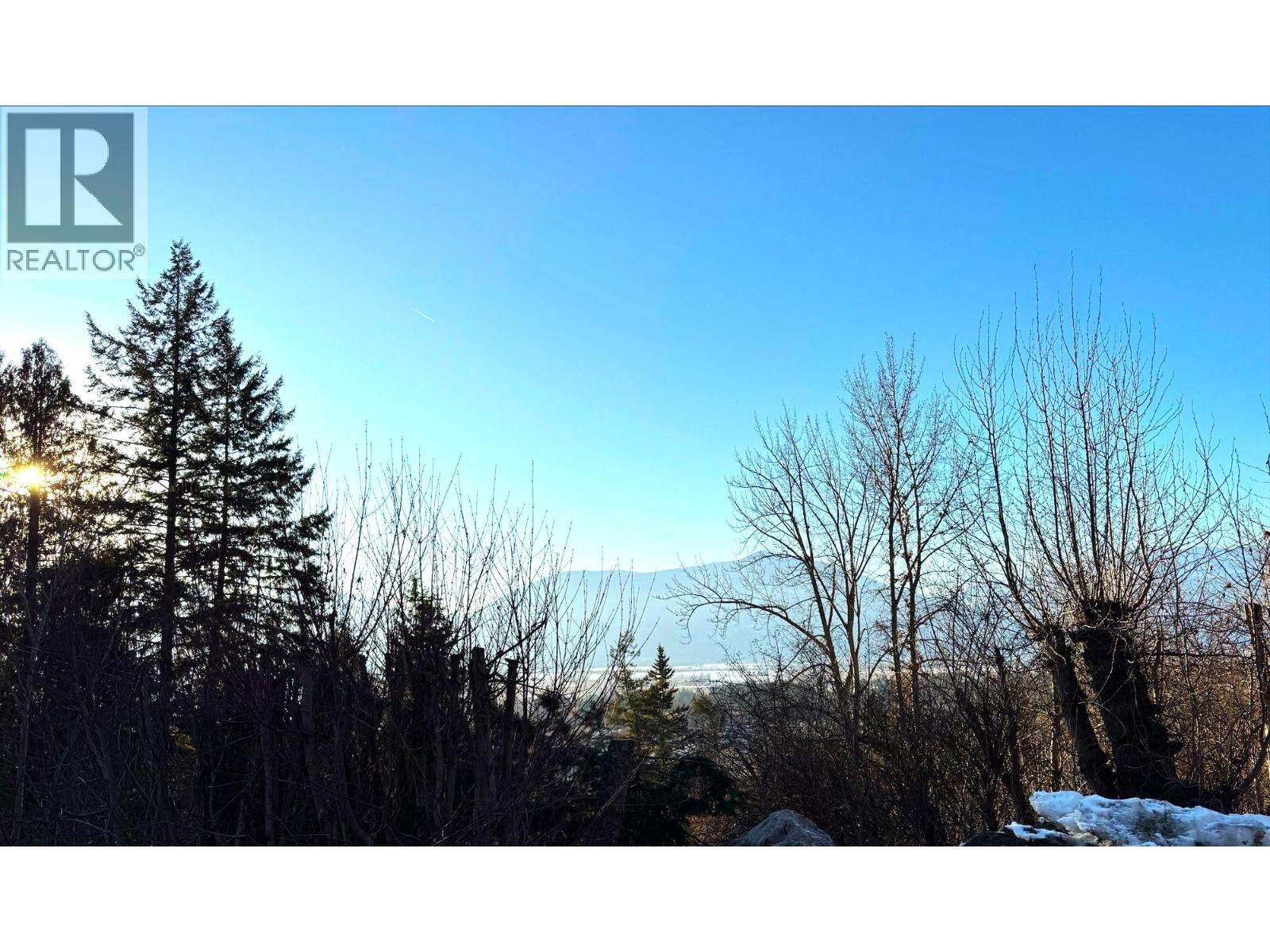 1606 Helen Street, Creston, British Columbia  V0B 1G6 - Photo 3 - 10334114