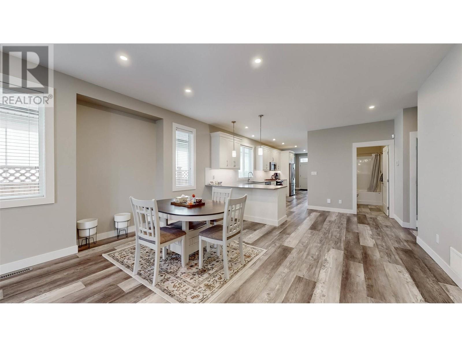 238 Bentgrass Avenue, Oliver, British Columbia  V0H 1T3 - Photo 6 - 10334066