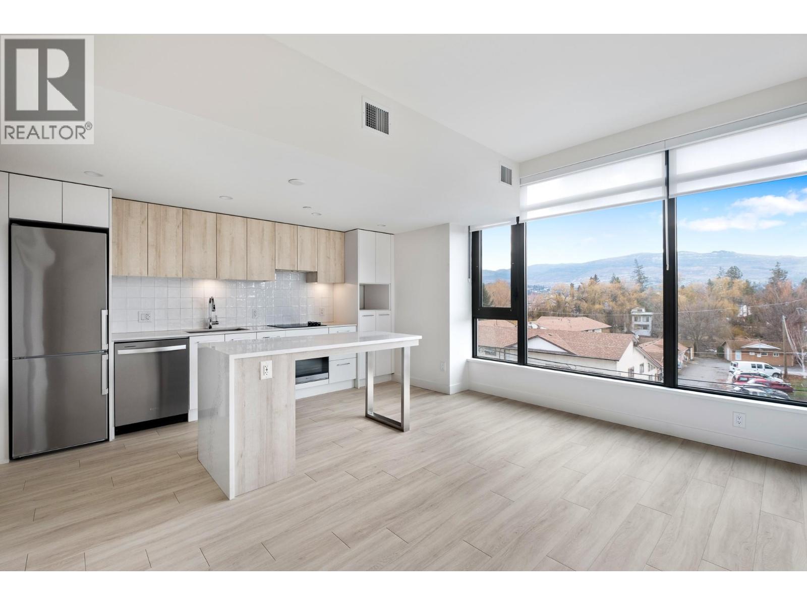 3699 Capozzi Road Unit# 401, Kelowna, British Columbia  V1W 0G3 - Photo 4 - 10334609