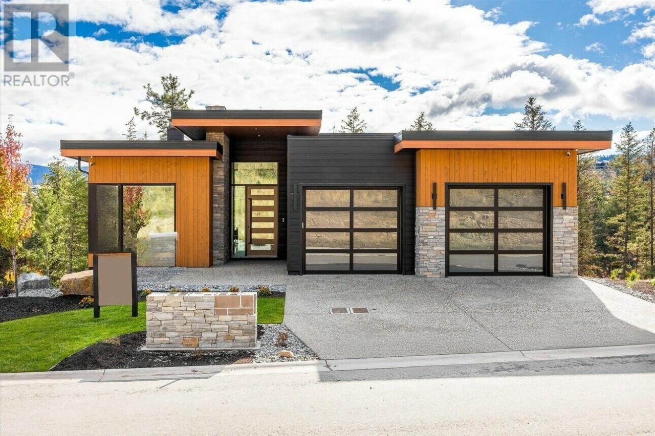 124 Wildsong Crescent W, Vernon, British Columbia  V1H 0A8 - Photo 1 - 10334848