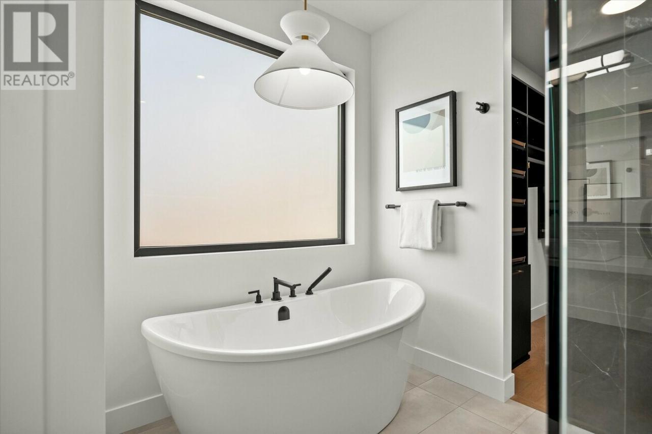 124 Wildsong Crescent W, Vernon, British Columbia  V1H 0A8 - Photo 28 - 10334848