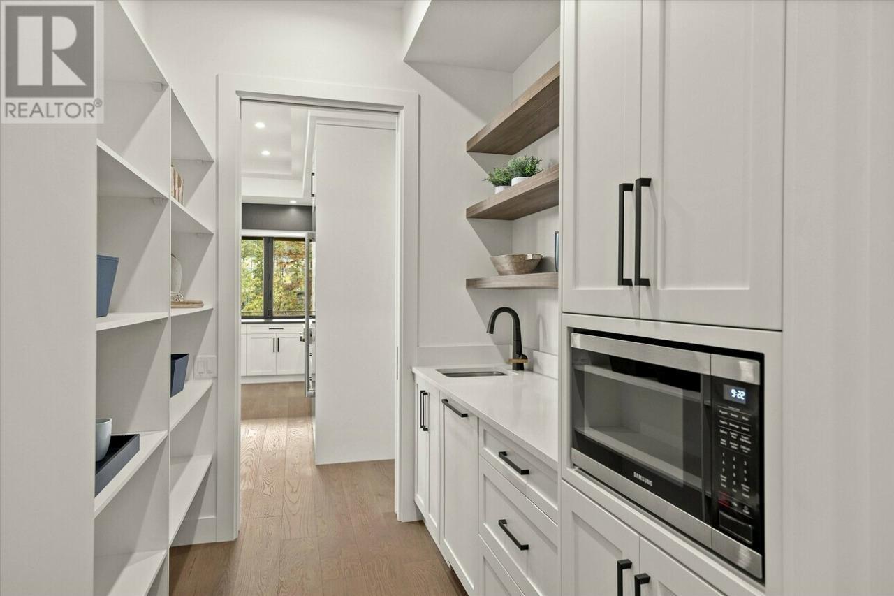 124 Wildsong Crescent W, Vernon, British Columbia  V1H 0A8 - Photo 6 - 10334848