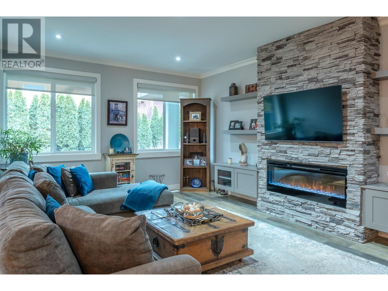 361 Chardonnay Avenue, Oliver, British Columbia  V0H 1T4 - Photo 1 - 10335062