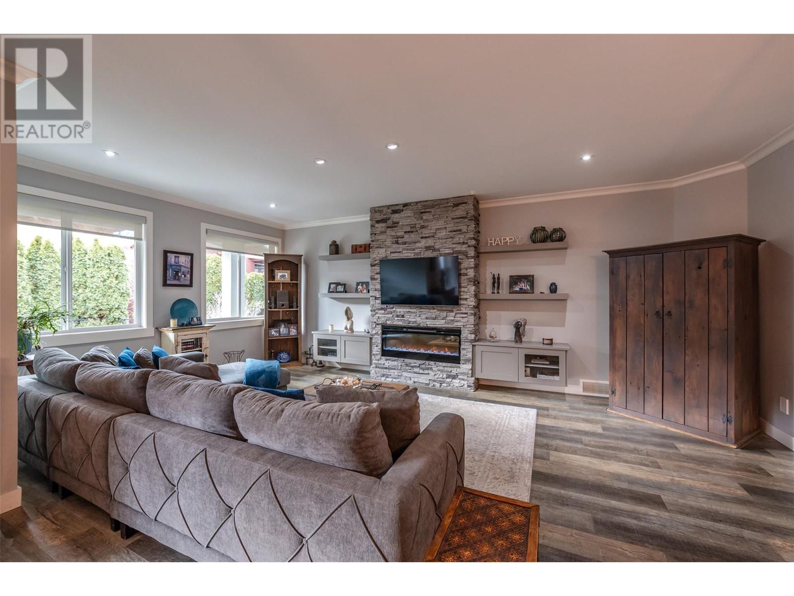 361 Chardonnay Avenue, Oliver, British Columbia  V0H 1T4 - Photo 10 - 10335062