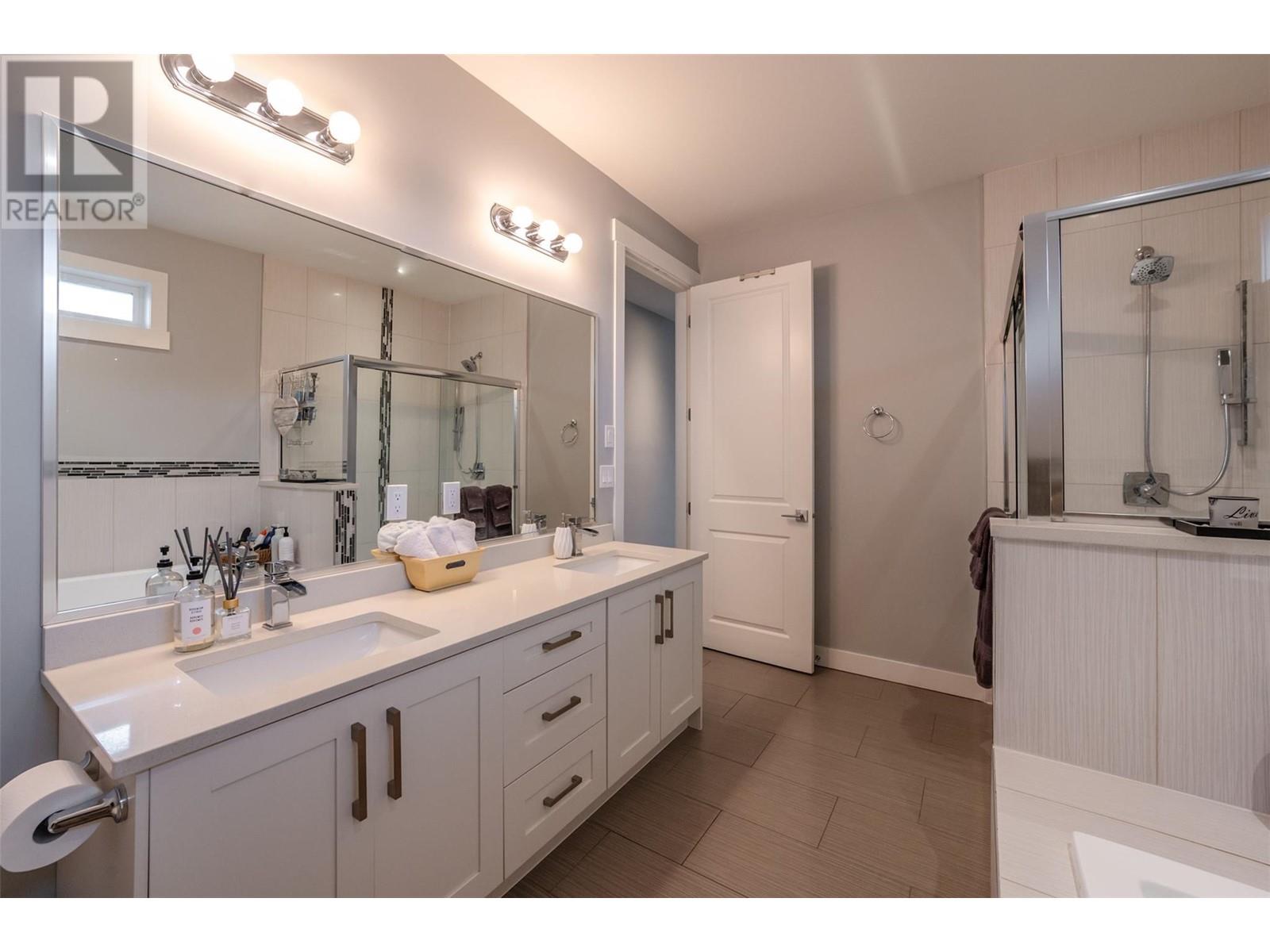 361 Chardonnay Avenue, Oliver, British Columbia  V0H 1T4 - Photo 16 - 10335062