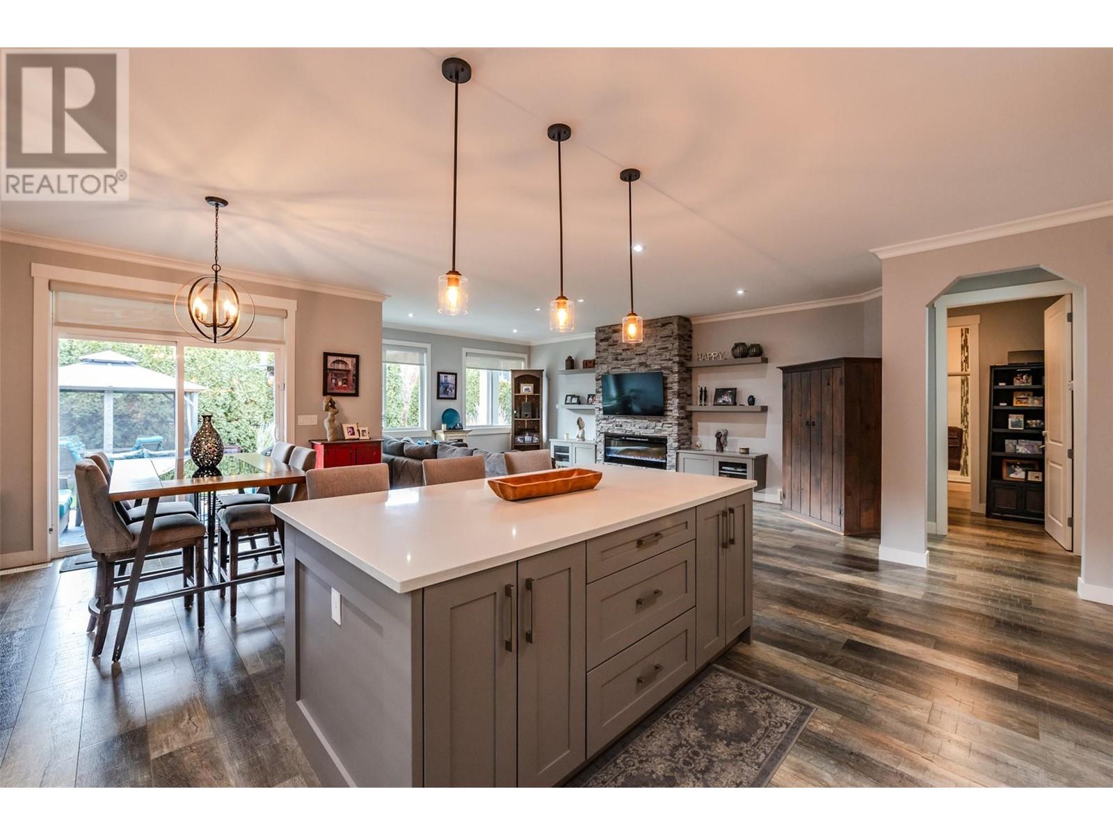361 Chardonnay Avenue, Oliver, British Columbia  V0H 1T4 - Photo 5 - 10335062