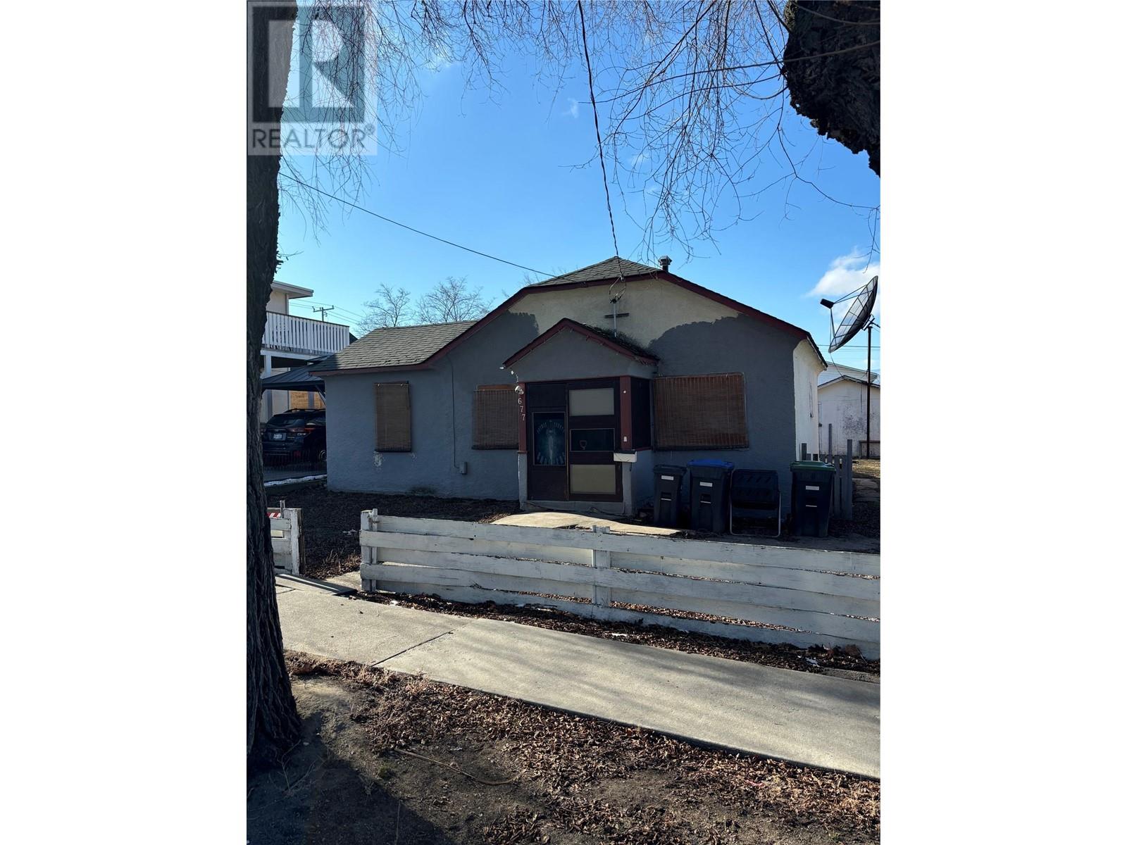 677 Papineau Street, Penticton, British Columbia  V2A 4X8 - Photo 14 - 10335232