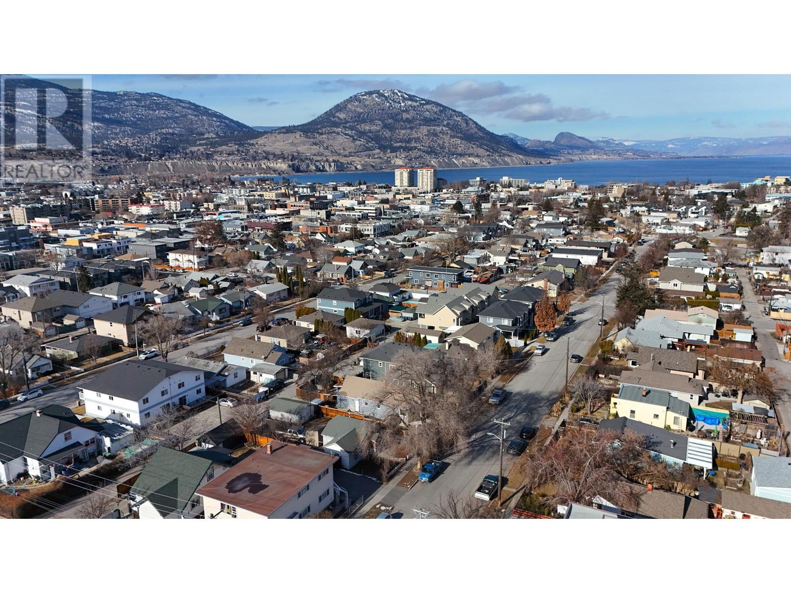 677 Papineau Street, Penticton, British Columbia  V2A 4X8 - Photo 5 - 10335232