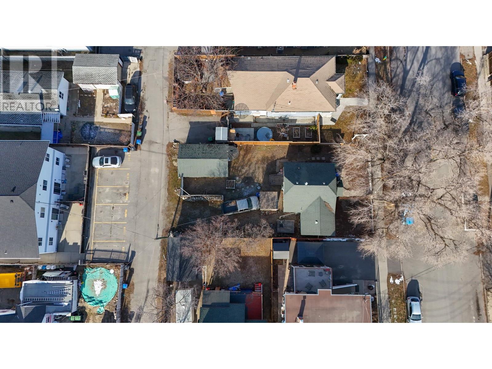 677 Papineau Street, Penticton, British Columbia  V2A 4X8 - Photo 6 - 10335232