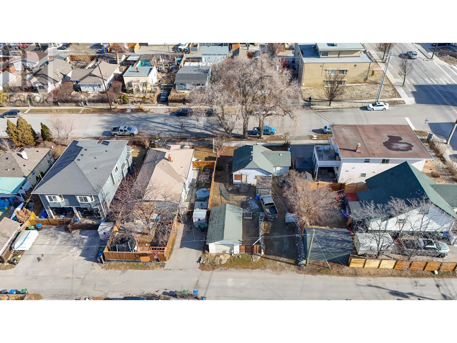 677 Papineau Street, Penticton, British Columbia  V2A 4X8 - Photo 8 - 10335232