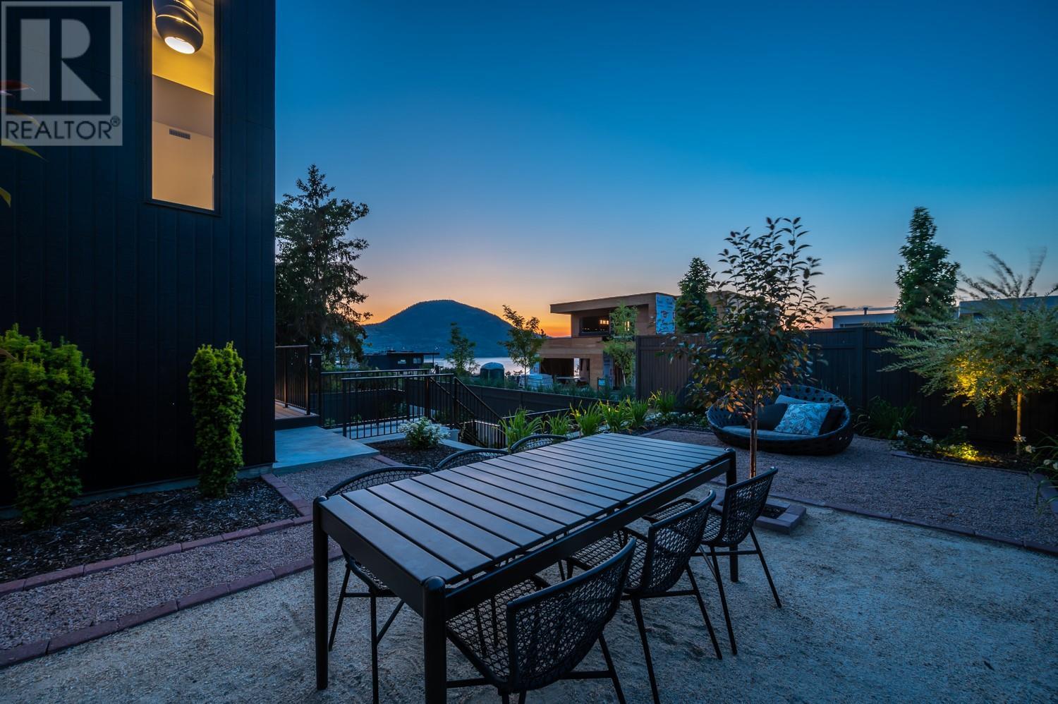 681 Vancouver Avenue, Penticton, British Columbia  V2A 1A4 - Photo 71 - 10333541