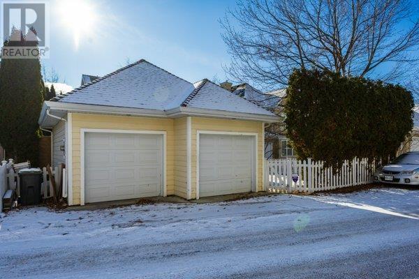 432 Providence Avenue, Kelowna, British Columbia  V1W 4S8 - Photo 2 - 10335488