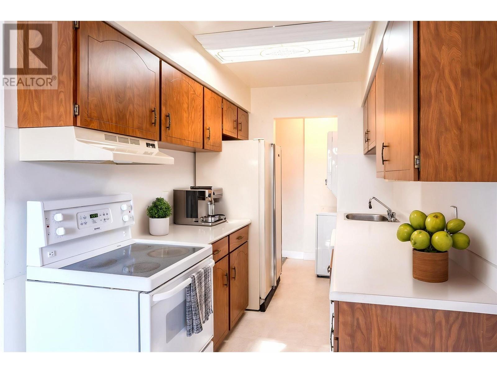 22 Abbott Street Unit# 201, Penticton, British Columbia  V2A 4J2 - Photo 16 - 10335696