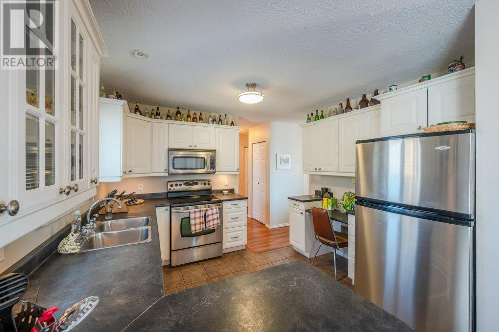 1555 Carmi Avenue, Penticton, British Columbia  V2A 8V5 - Photo 11 - 10335553
