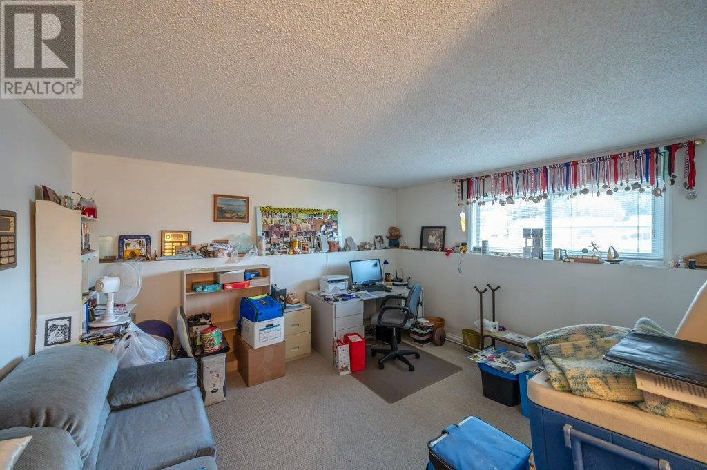 1555 Carmi Avenue, Penticton, British Columbia  V2A 8V5 - Photo 44 - 10335553