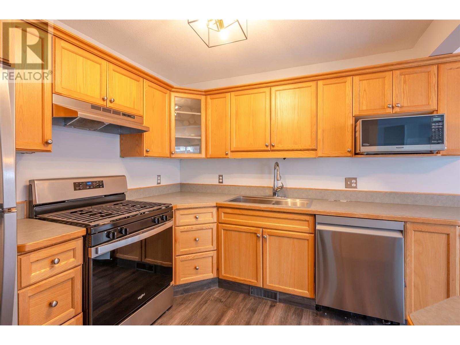 3462 South Main Street Unit# 10, Penticton, British Columbia  V2A 5J6 - Photo 14 - 10336010