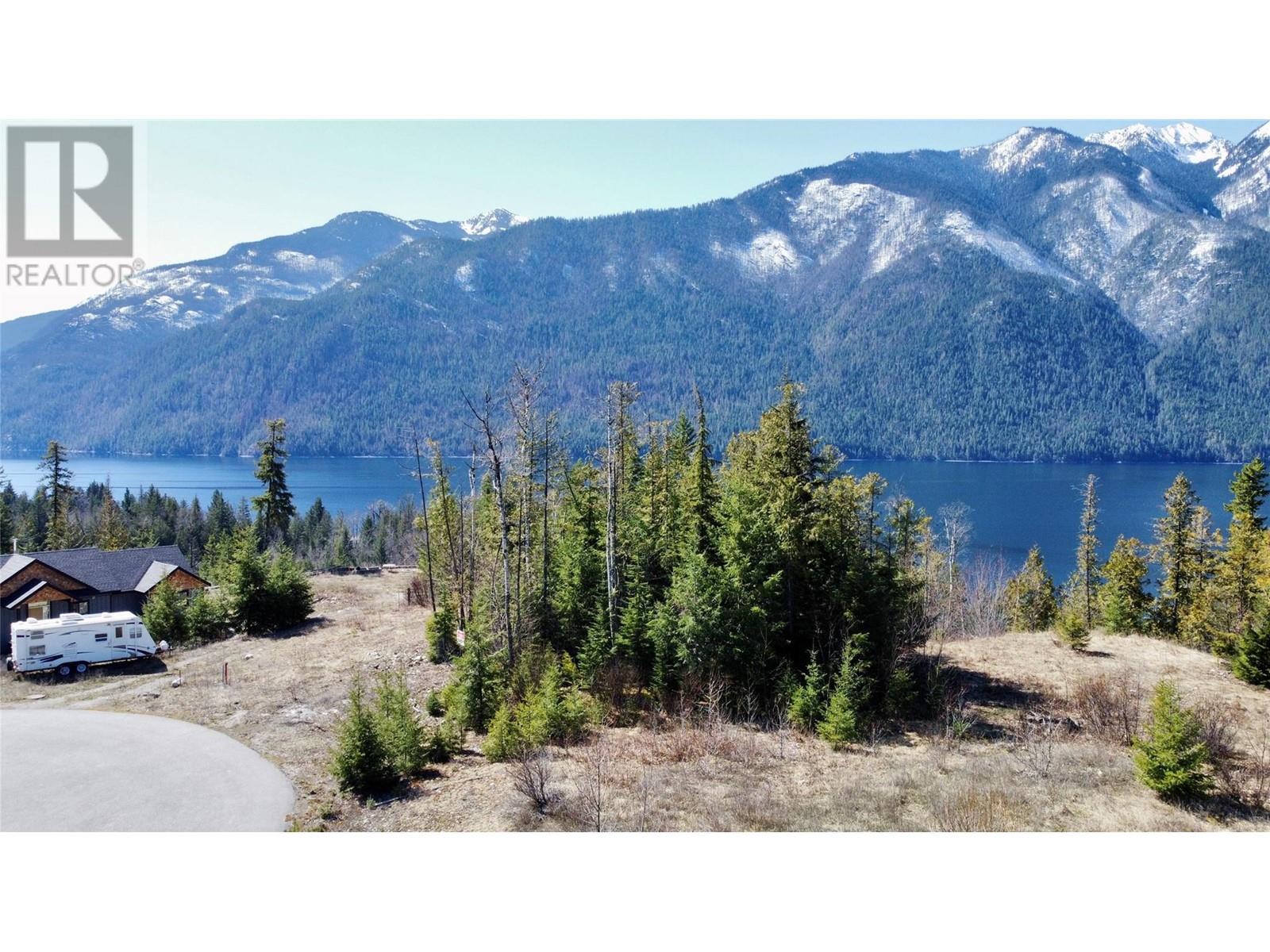 210 Fullmoon Road, Rosebery, British Columbia  V0G 1S1 - Photo 2 - 10335451